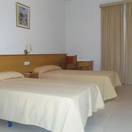 Hotel Sant Jordi Segur de Calafell Exterior photo