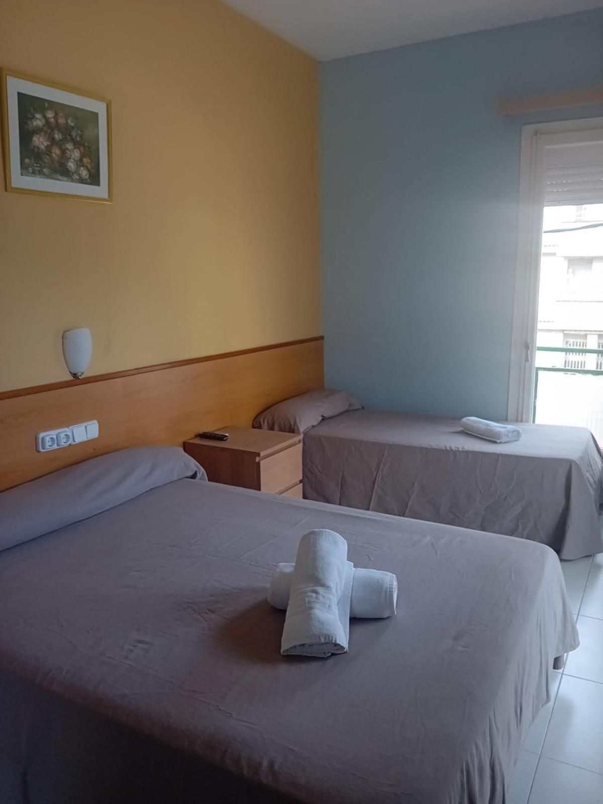 Hotel Sant Jordi Segur de Calafell Exterior photo