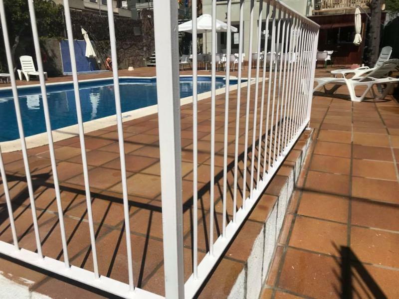 Hotel Sant Jordi Segur de Calafell Exterior photo